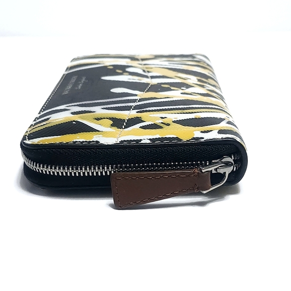 Burberry Wallet Trench Calfskin Leather Splash Print Zip Around - Picture 12 of 13